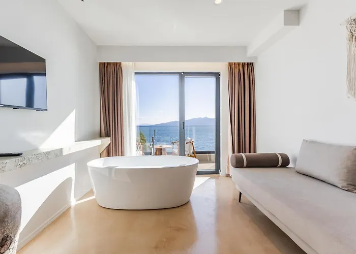 San Angelo Luxury & - Adults Only 5* Sarandë
